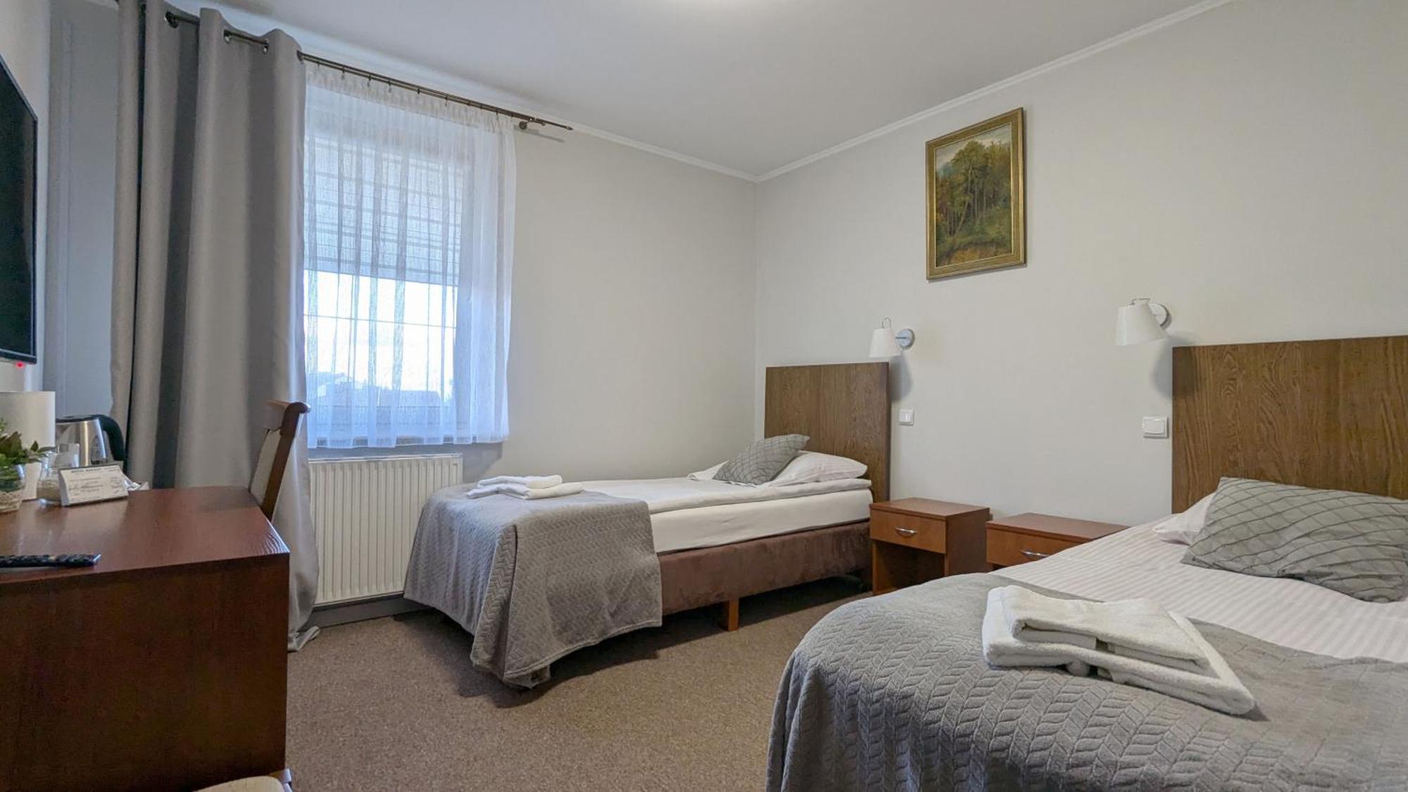 Hotel Magnat Glogow Malopolski ภายนอก รูปภาพ